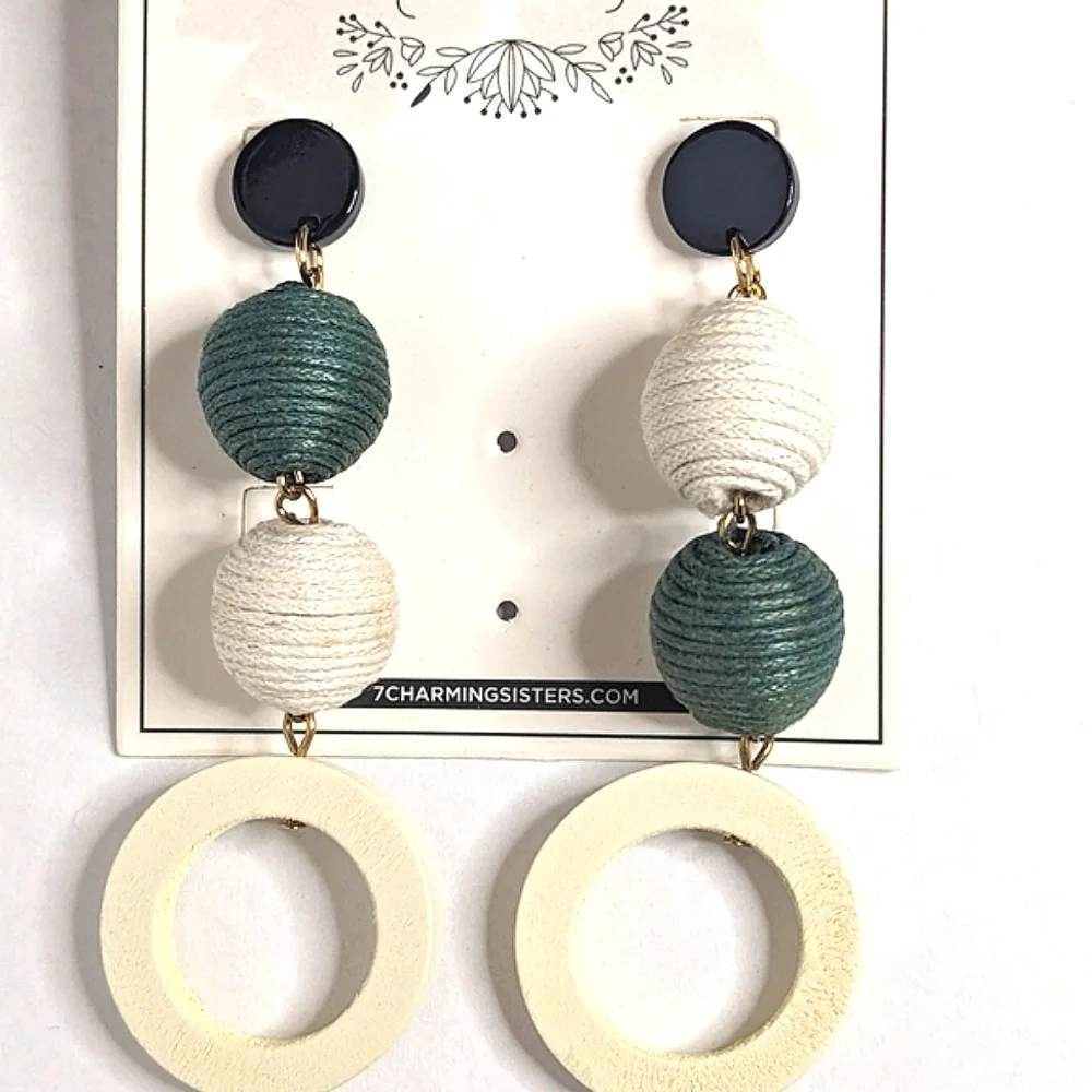 NWT‎ 7 Charming Sisters 